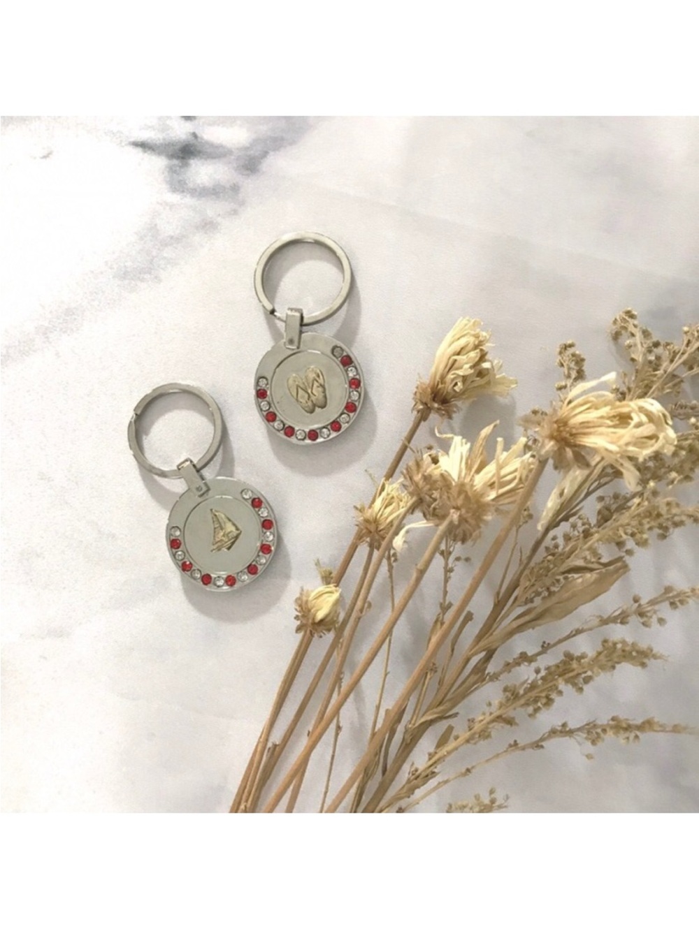 Rhinestone Bling Flip Flop Sailboat Keychain Set - Picture 5 of 6